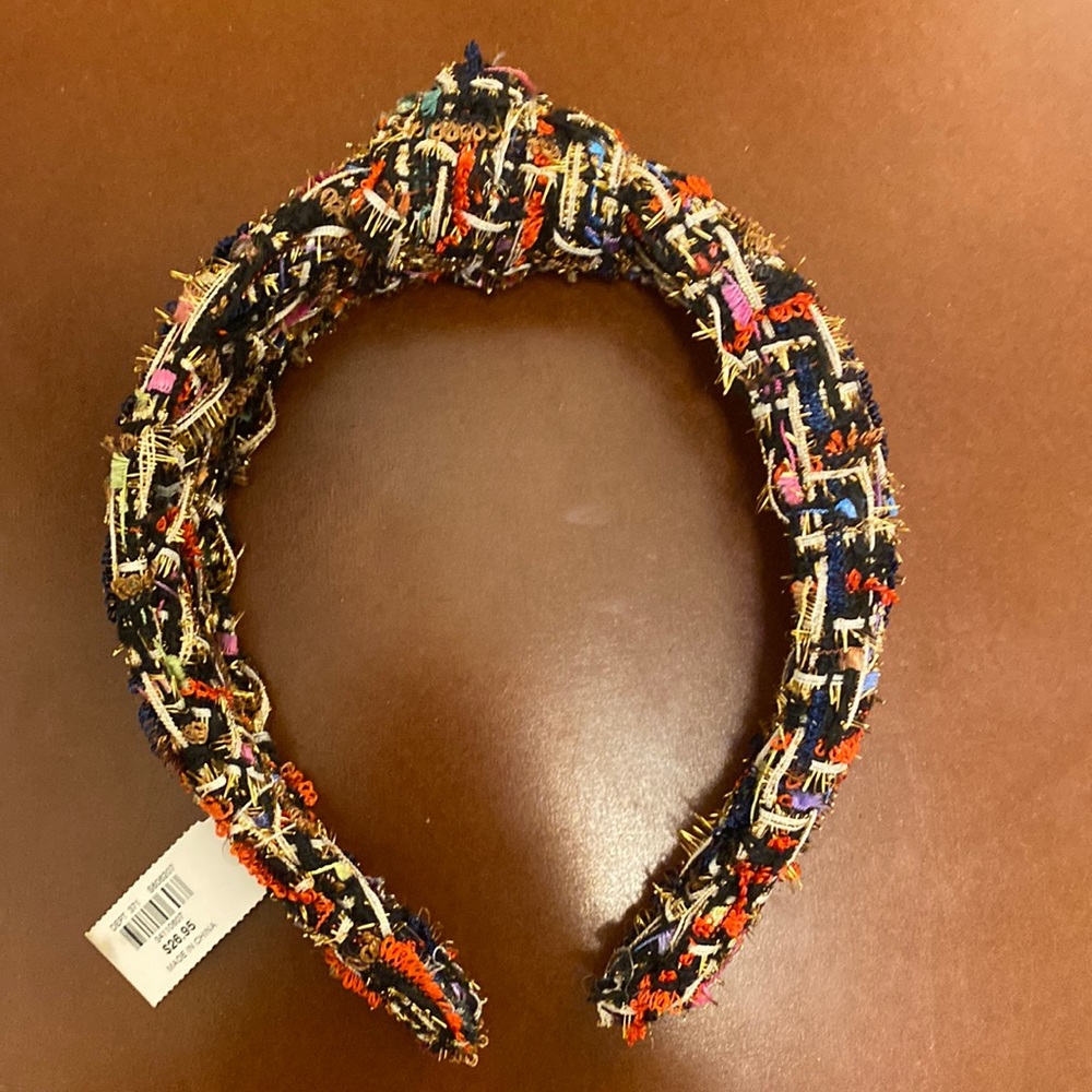 NWT Knot Headband